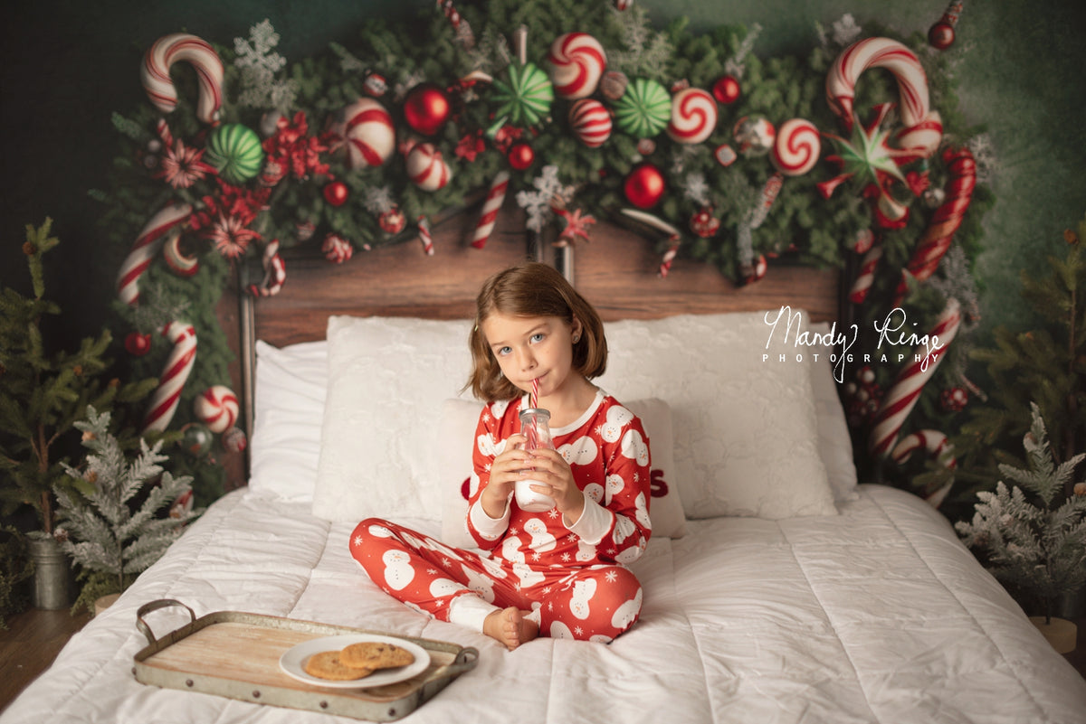 Kate クリスマス あめ ベッドヘッド 背景 Designed by Mandy Ringe Photography