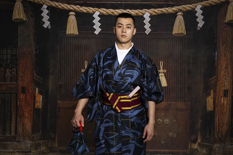 Kate七五三成人式男子の日女子の日 茶色の木製ドア レトロ神社写真家のための背景布