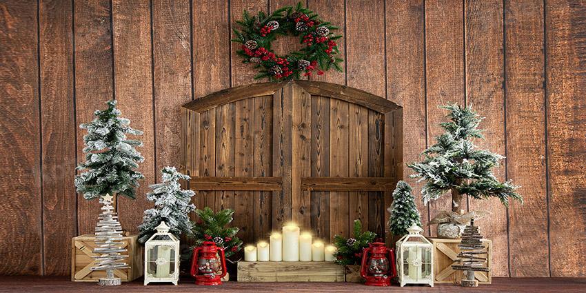 Emetselchによって設計されたkateクリスマスウッドハウス納屋のドアの背景