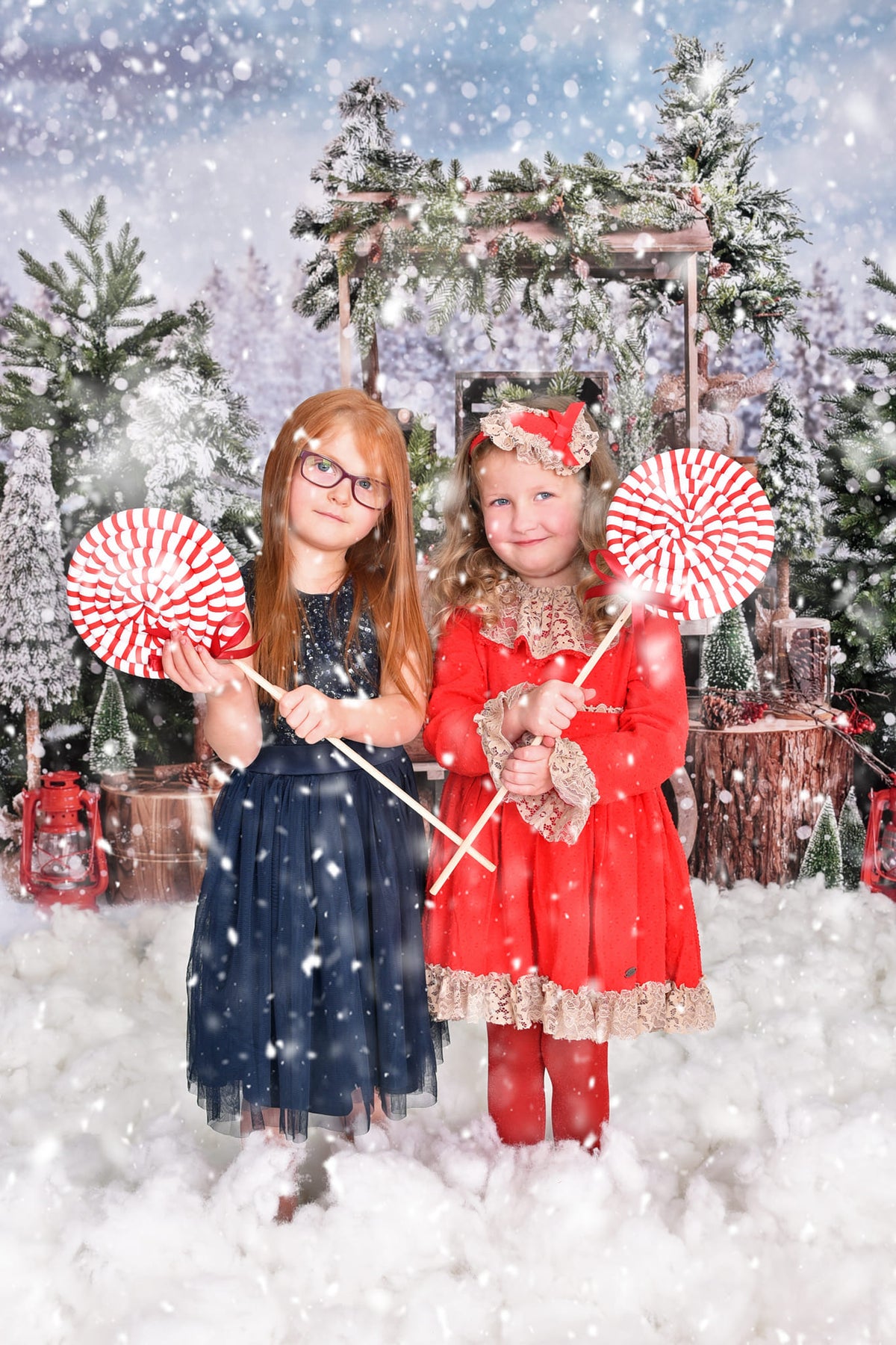 kateクリスマスツリーの背景冬の雪Emetselchによって設計された