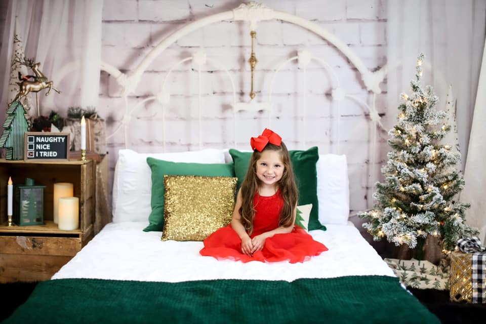 Kate クリスマスの白いヘッドボードの背景