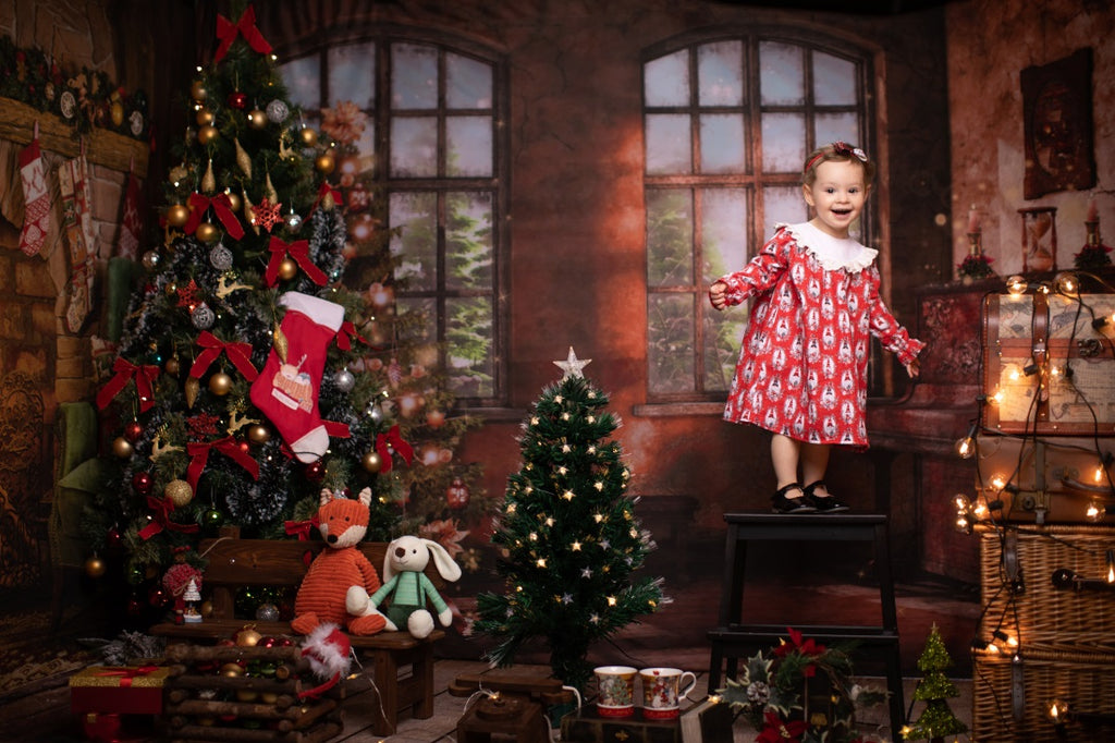 Kate レトロなリビングルームのクリスマスツリーの背景色