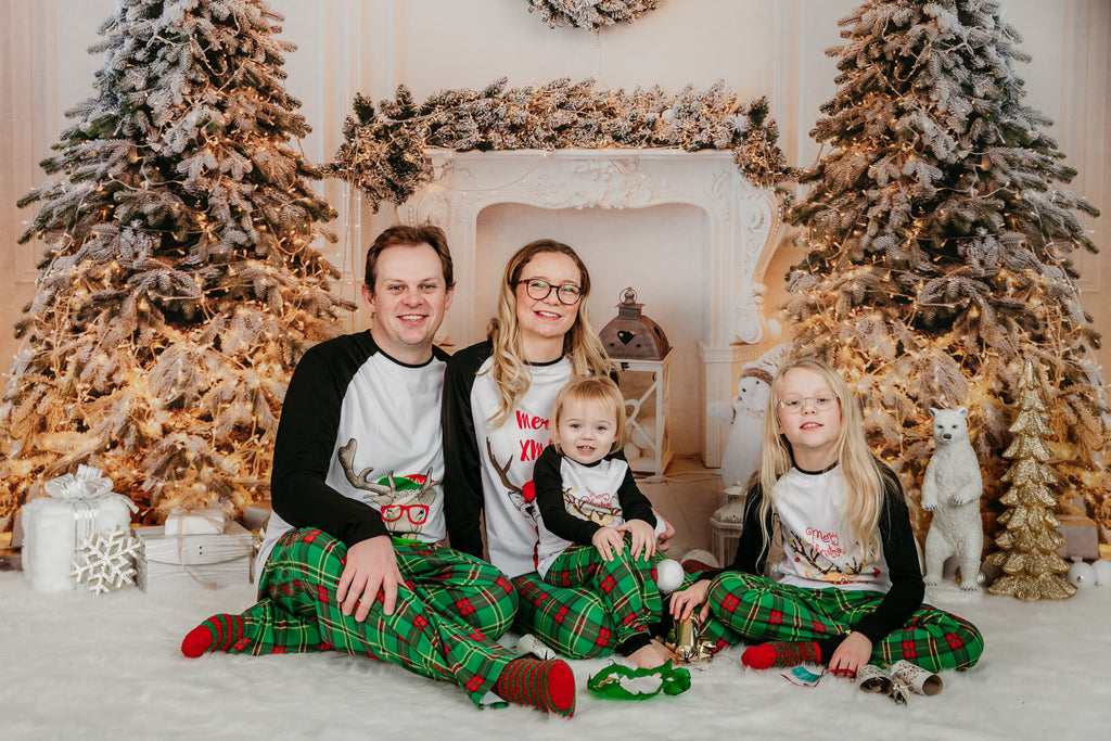Kate ゴールデンライト暖炉クリスマスツリー背景